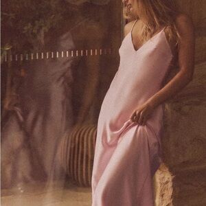 Zara Elegant light Mauve Pink Satin Slip Dress Maxi V-neck